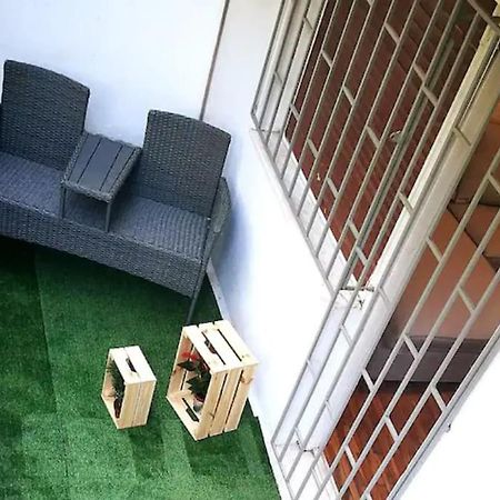 Apartment With Private Patio アテネ エクステリア 写真