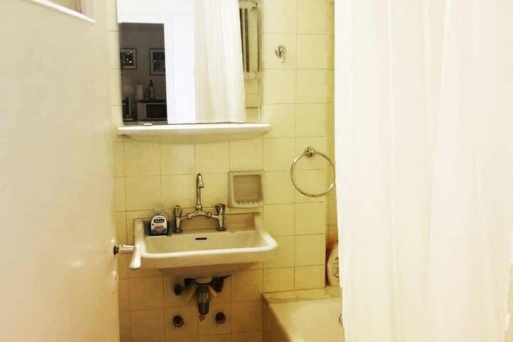 Apartment With Private Patio アテネ エクステリア 写真