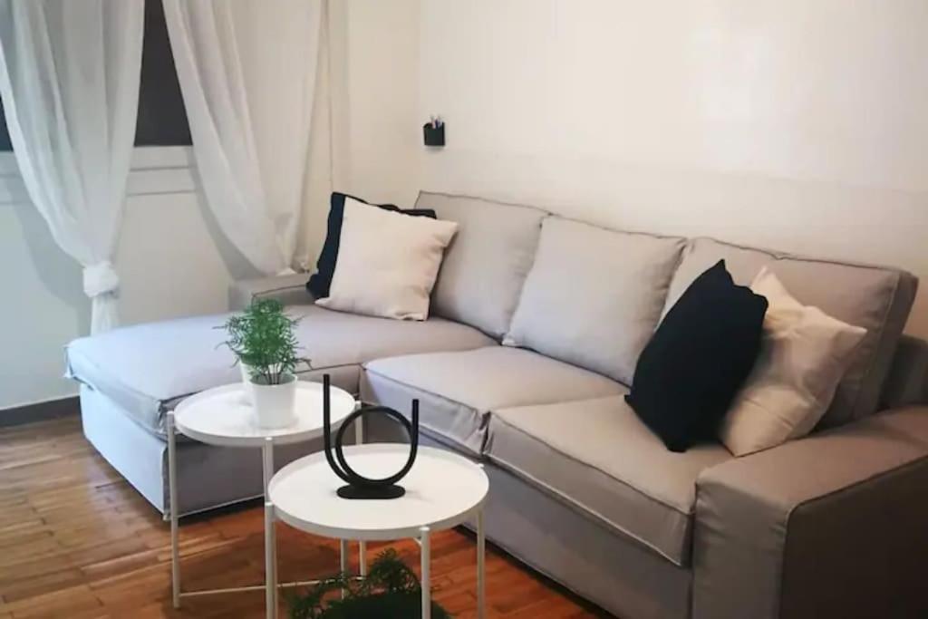Apartment With Private Patio アテネ エクステリア 写真