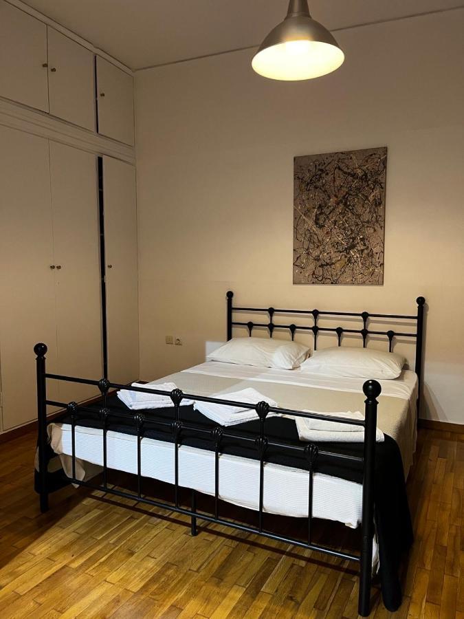 Apartment With Private Patio アテネ エクステリア 写真